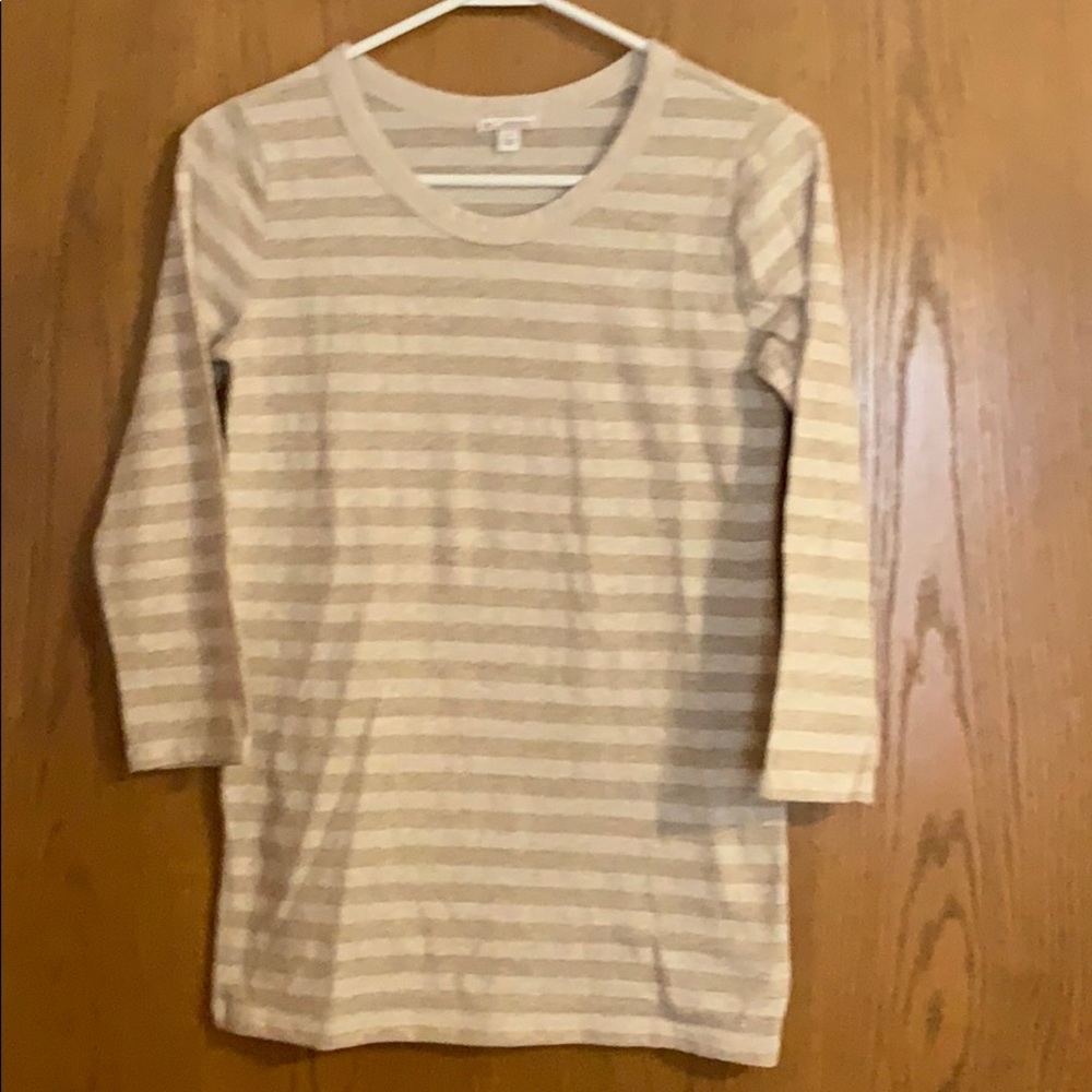 3/4 sleeve gap shirt